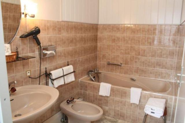 Aux Armes De France Hotell Ammerschwihr Rum bild